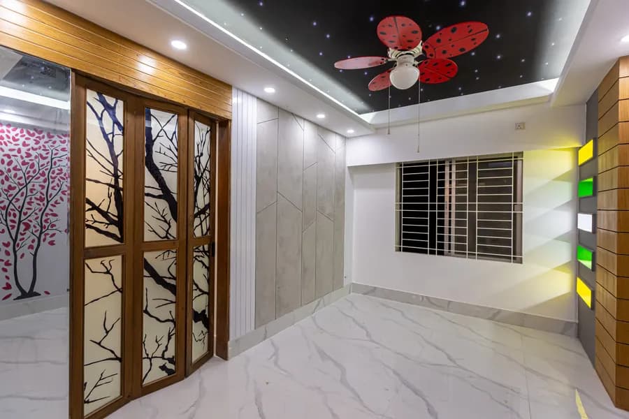 Luxury apartment corridor design with decorative ceiling