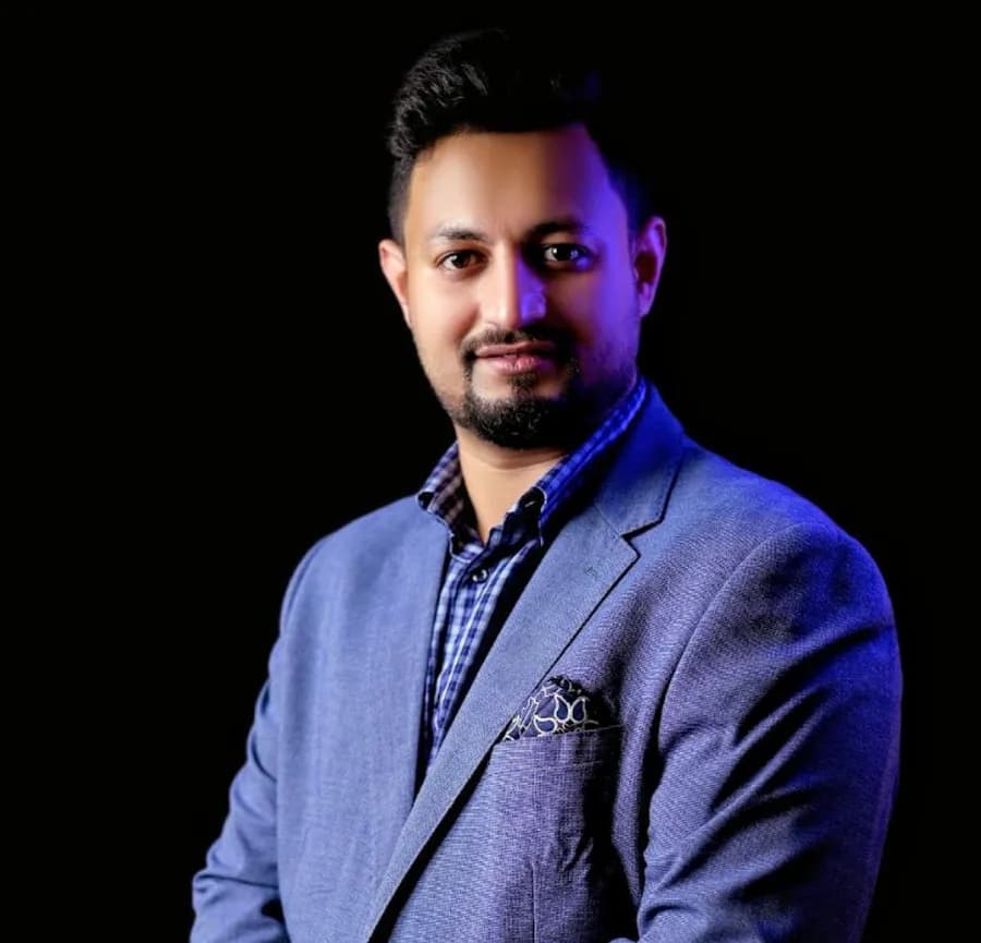 zabir-khan-business-development-manager-interiorvilla